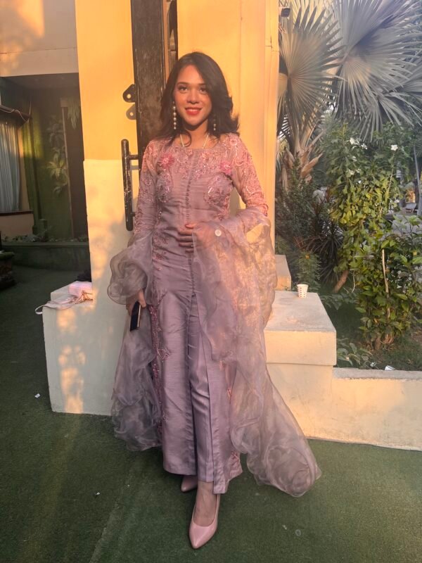 Flora - The Chic Edit | Sadia Afzal - Image 3