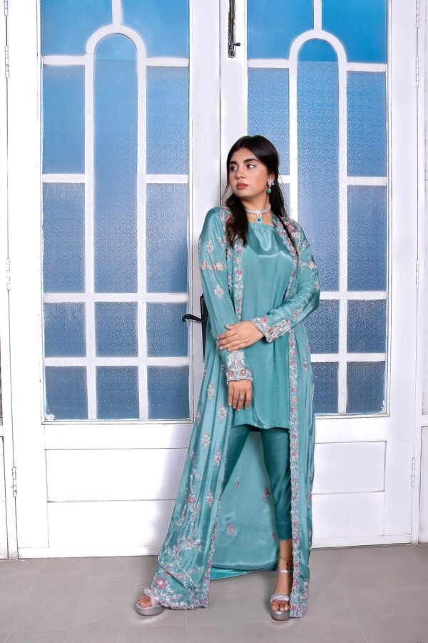 Heer - Shehzadi | Festive Formal '24 - Image 4