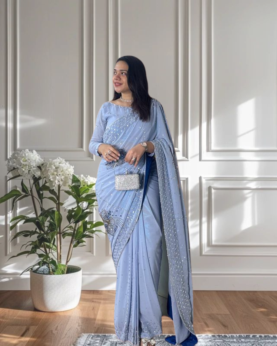 Lureé Embellished Shimmer Chiffon Saree - Image 5