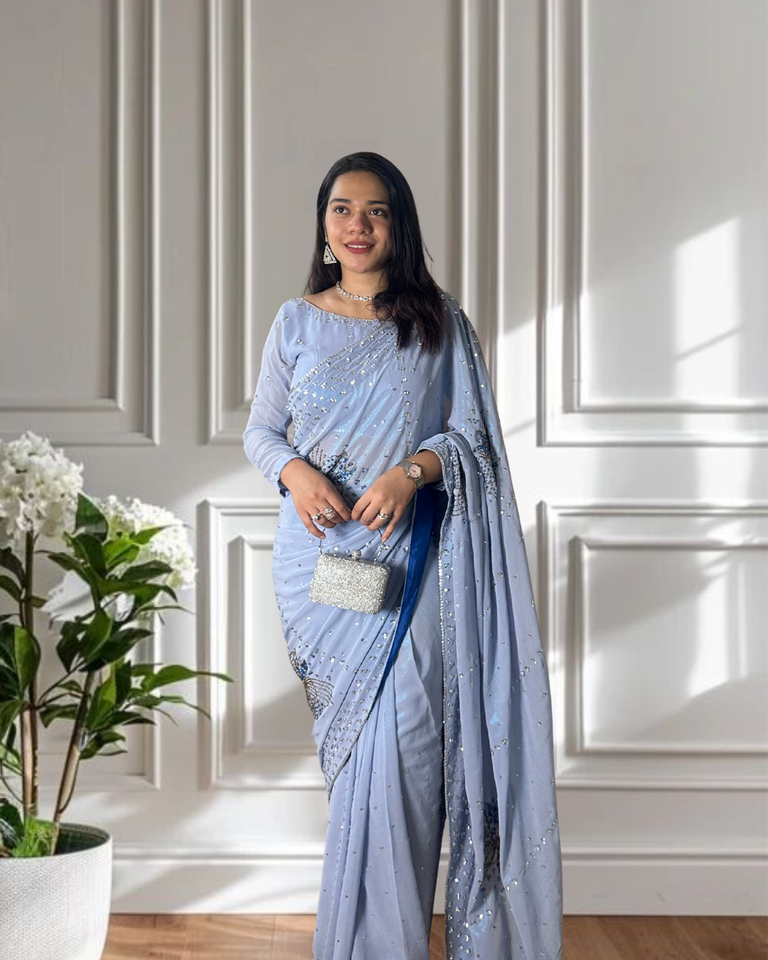 Lureé Embellished Shimmer Chiffon Saree - Image 3