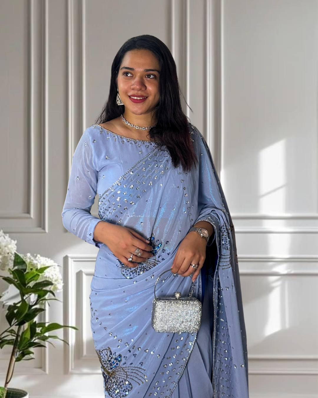 Lureé Embellished Shimmer Chiffon Saree - Image 7