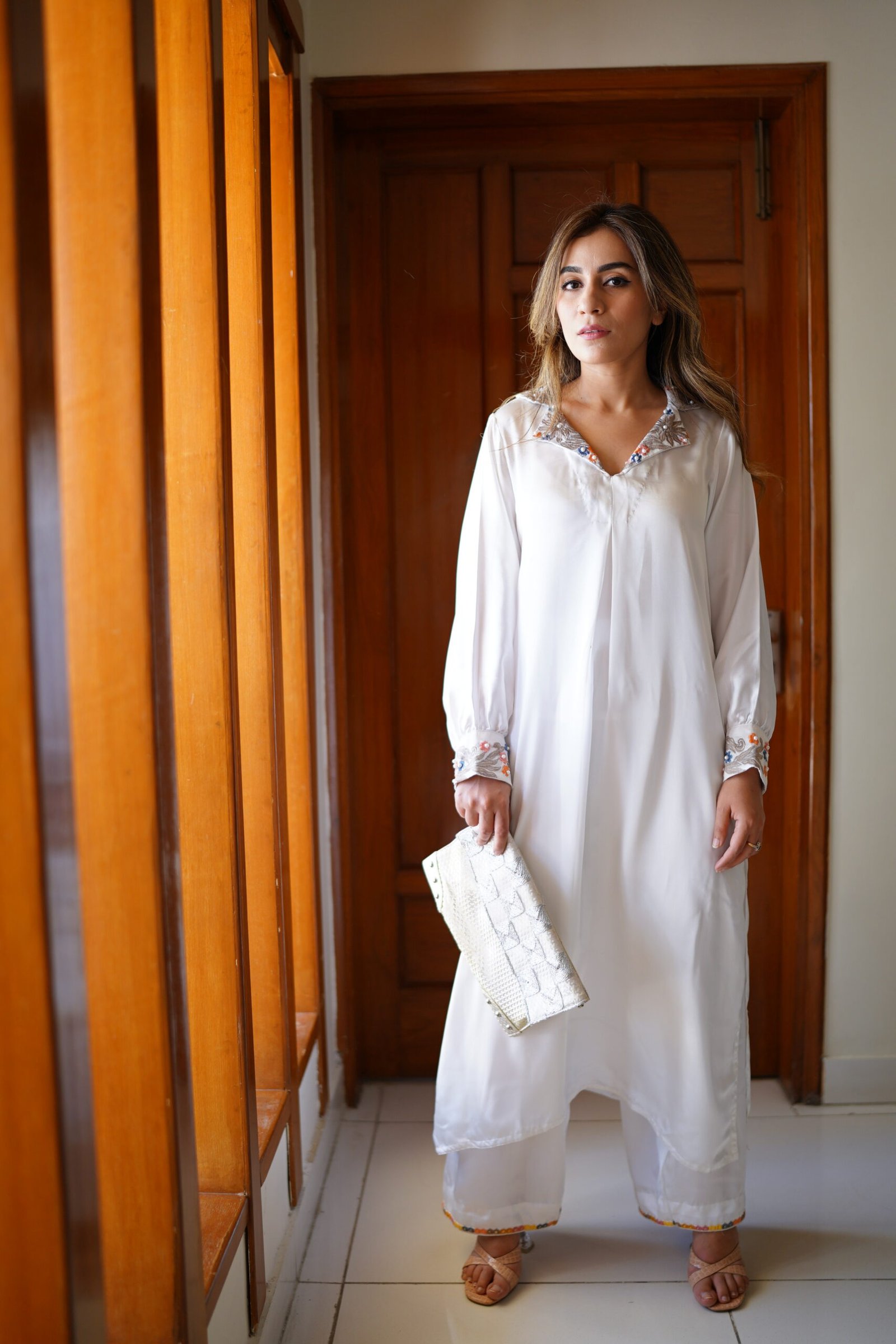 White Serenity – Embroidered Silk 2-Piece Set