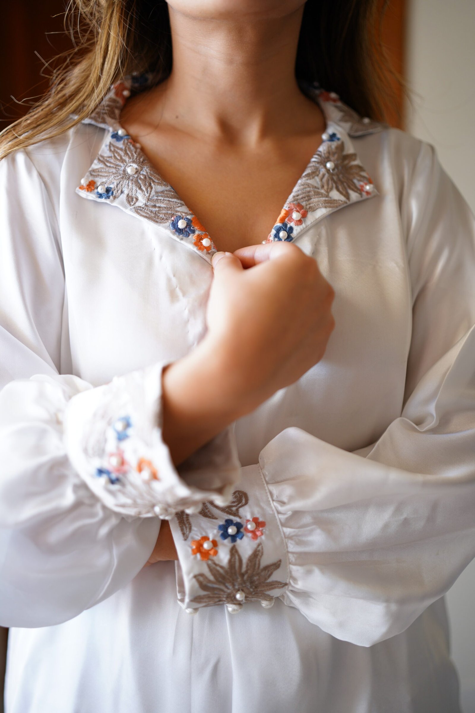 White Serenity – Embroidered Silk 2-Piece Set - Image 3